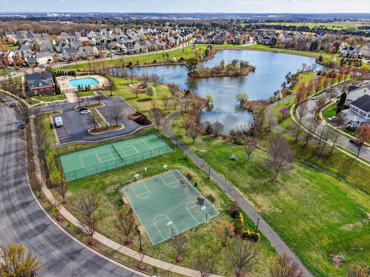 Lighthaus Media real estate photo, Aerial & Communities
