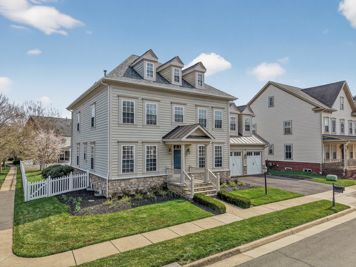 Lighthaus Media real estate photo, Exteriors & Twilight