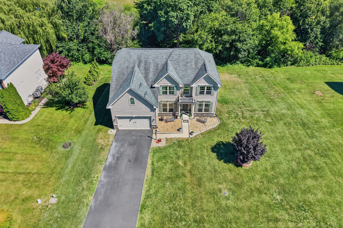 Lighthaus Media real estate photo, Exteriors & Twilight
