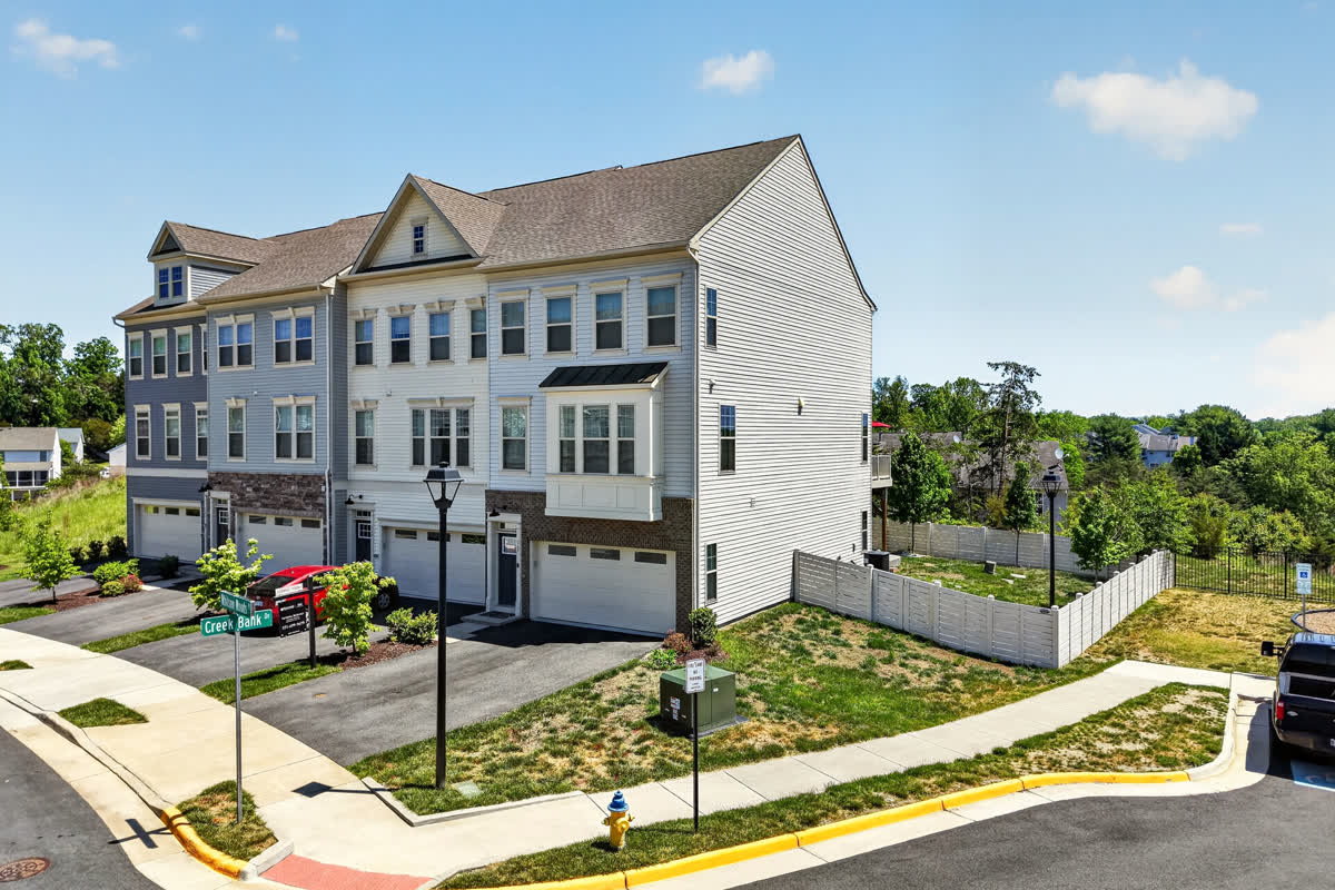 Lighthaus Media real estate photo, Exteriors & Twilight