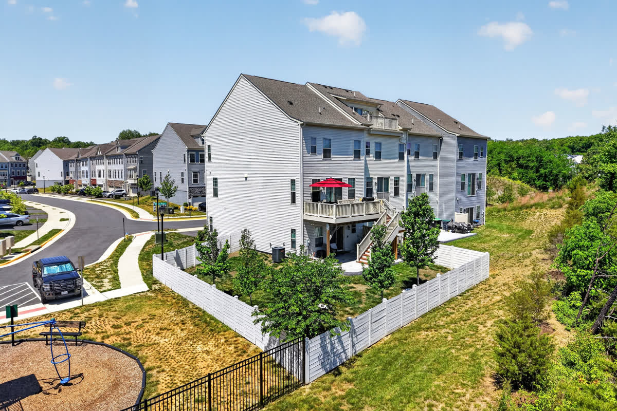 Lighthaus Media real estate photo, Exteriors & Twilight