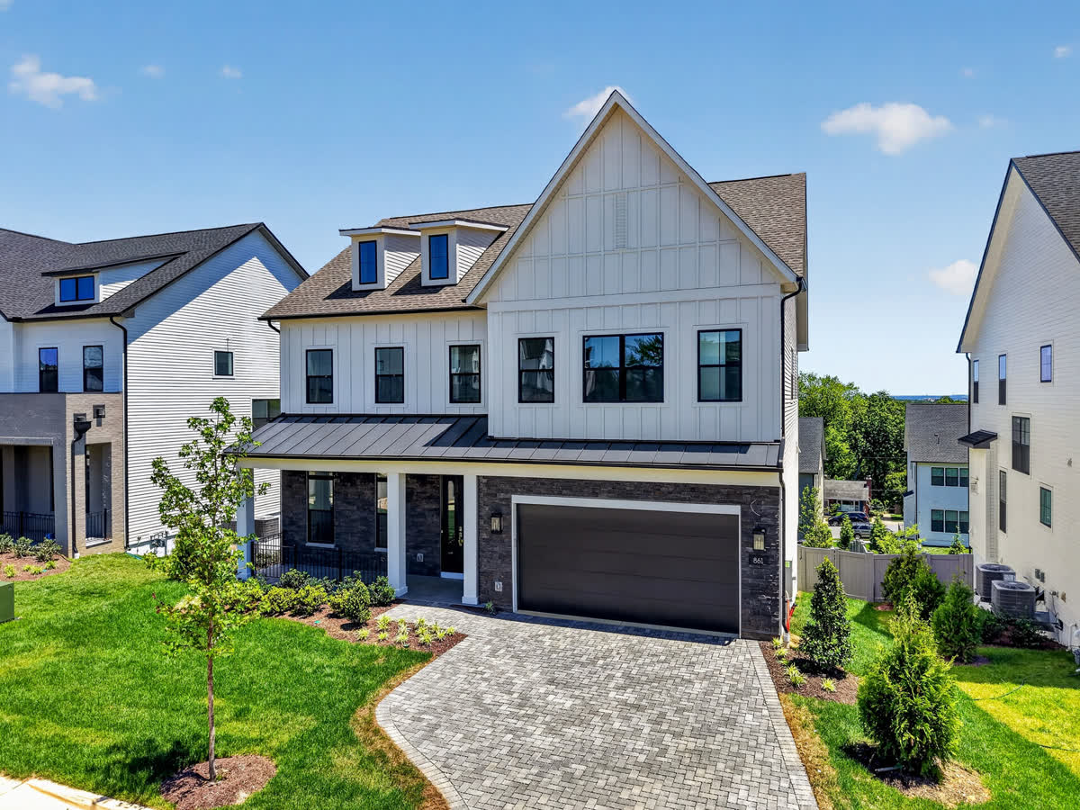 Lighthaus Media real estate photo, Exteriors & Twilight