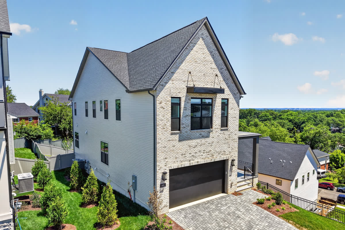 Lighthaus Media real estate photo, Exteriors & Twilight