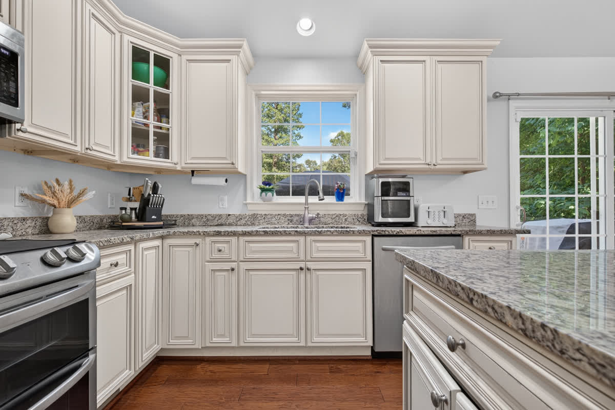 Lighthaus Media real estate photo, Interiors