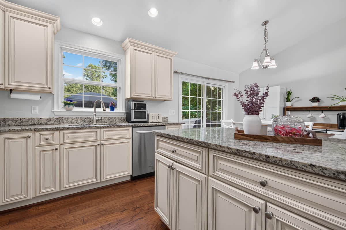 Lighthaus Media real estate photo, Interiors