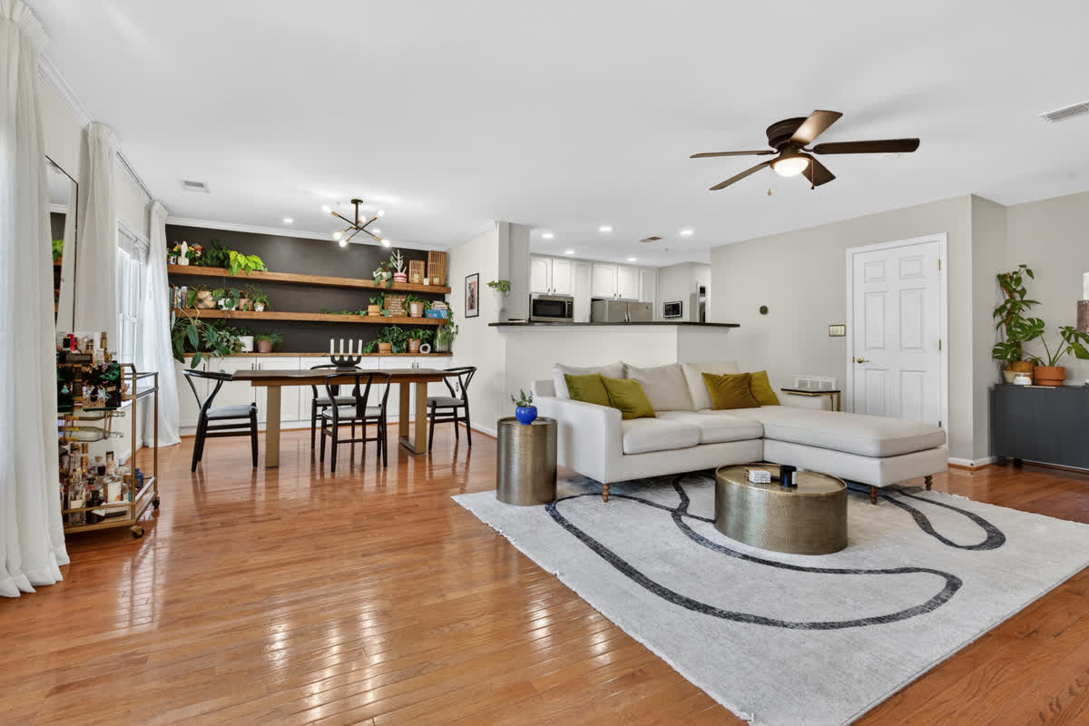 Lighthaus Media real estate photo, Interiors