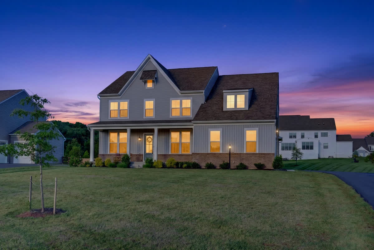 Lighthaus Media real estate photo, Exteriors & Twilight